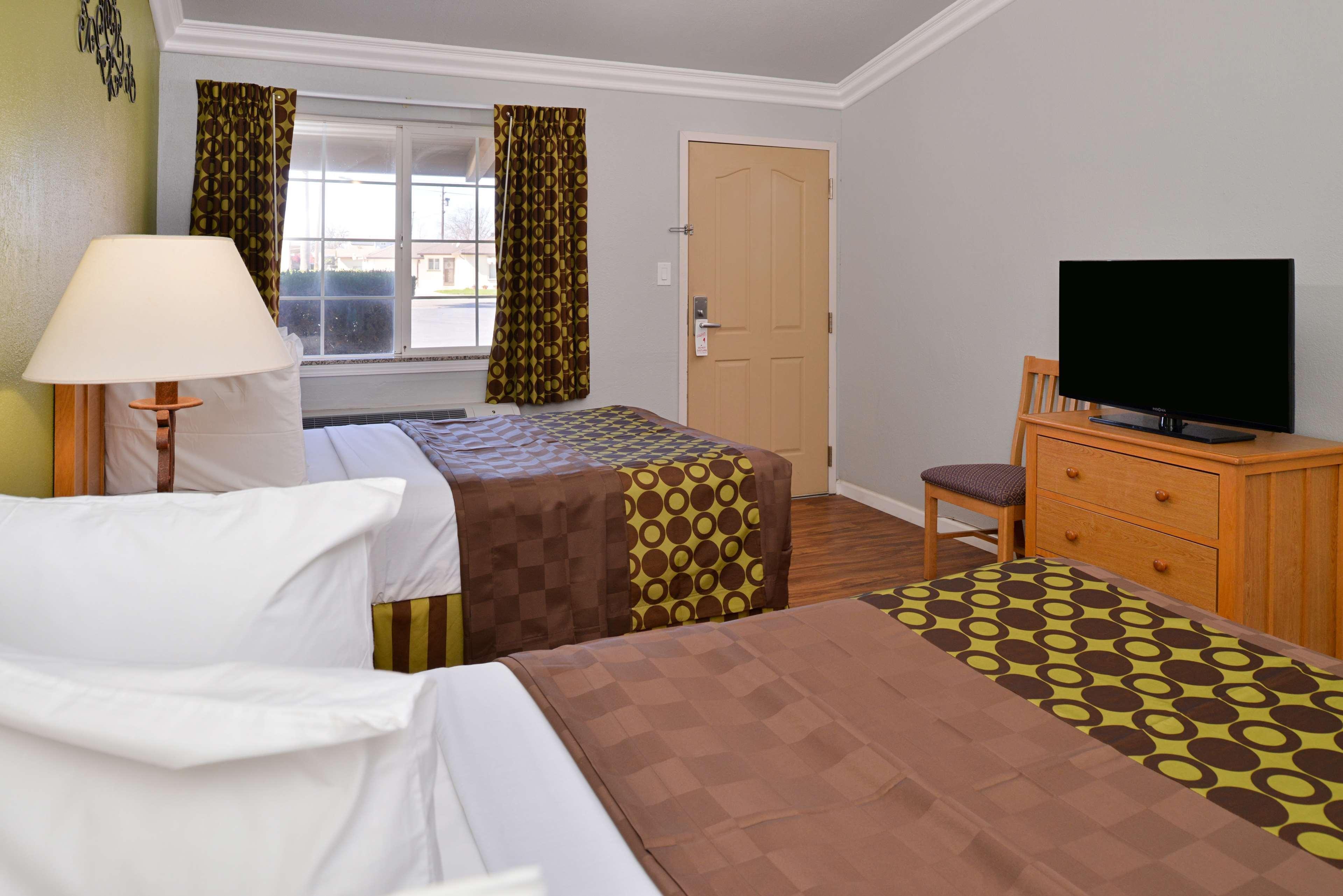 Americas Best Value Inn Los Banos Exterior foto